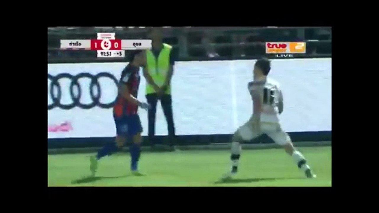 In Thailand, Two Players Start Fighting After Intentional Kick In The Groin!