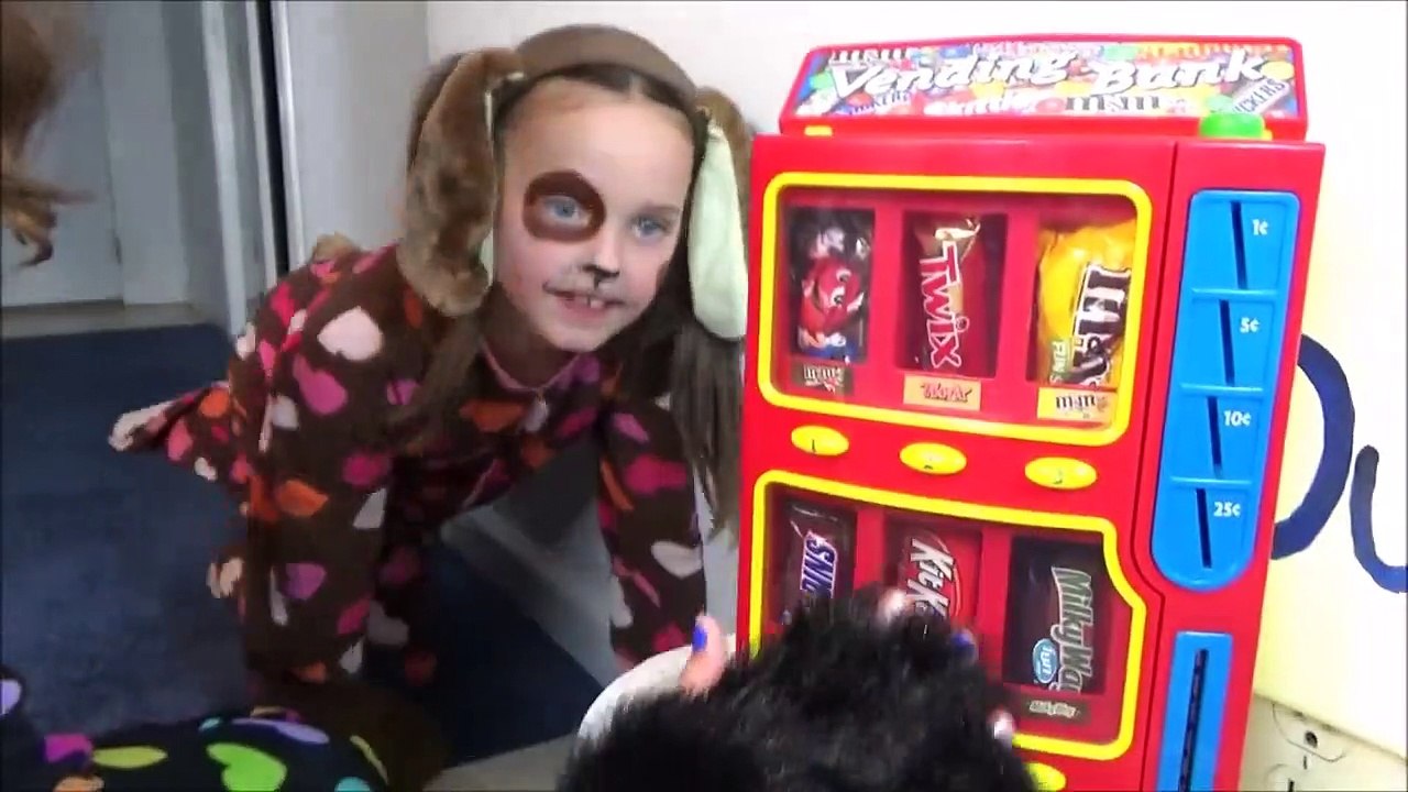 Bad Baby Kitty Victoria Puppy Annabelle Candy Machine Bloody Tooth Toy Freak