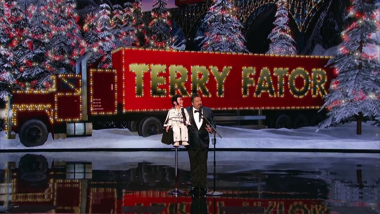 Terry Fator Ventriloquist and Puppet Sing Blue Christmas America's Got