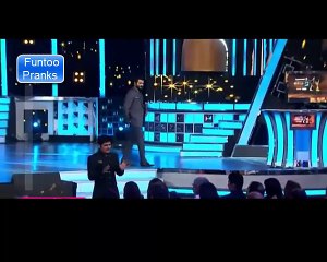 Must Watch Sunny Leone Talking Hindi\Urdu in A Show with Kapil