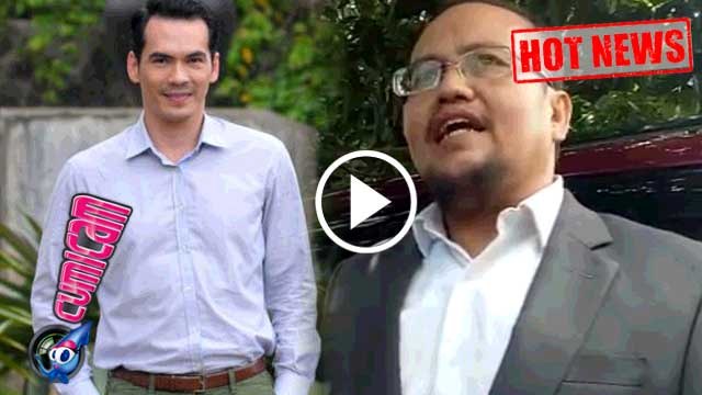 Hot News! Terpukul dengan Gugatan Perceraian, Atalarik Syah Umroh - Cumicam 04 April 2017