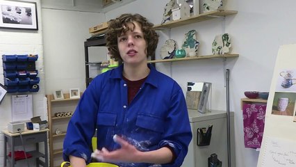 GB - à Stoke-on-Trent, la poterie se façonne