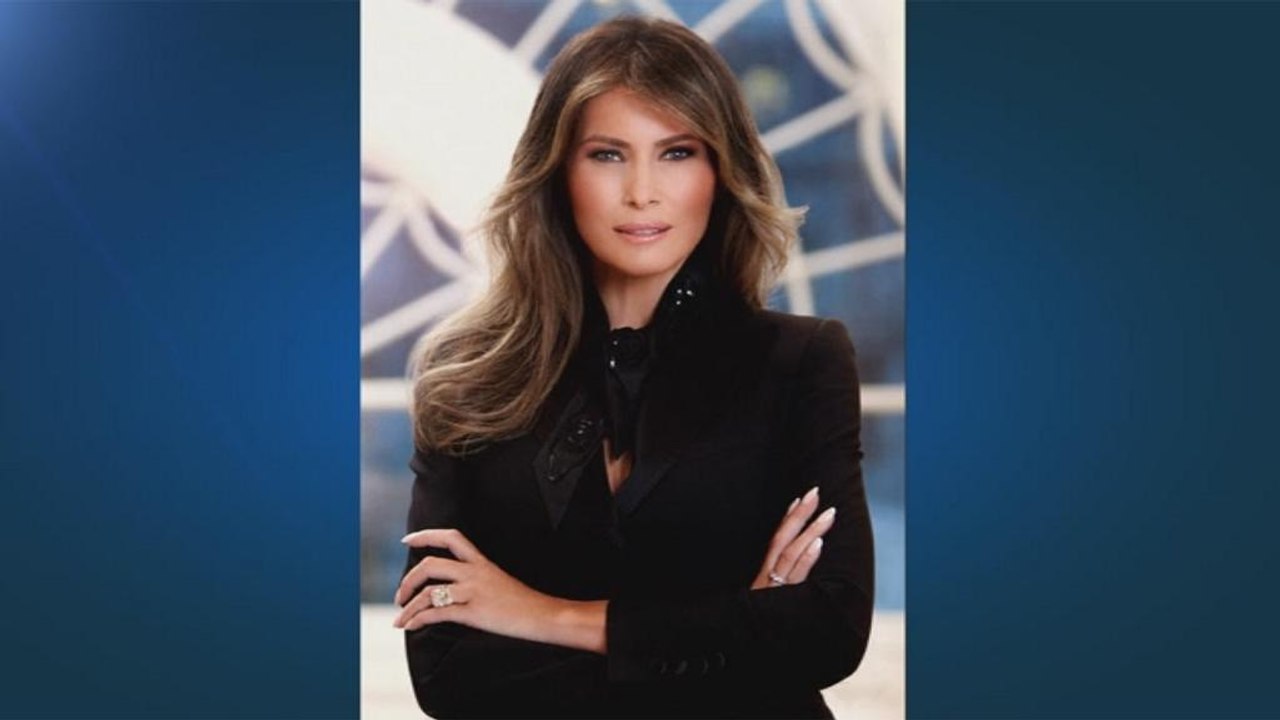 Melania Trump: la foto oficial de la primera dama desata la controversia en las redes sociales