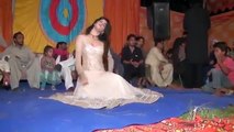 NEW PAKISTANI WEDDING ( SHADI) MUJRA DANCE 2017