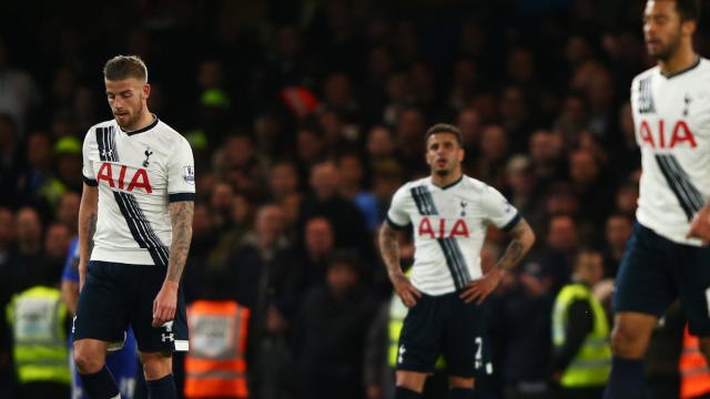 Spurs still talk about last season's collapse - Pochettino