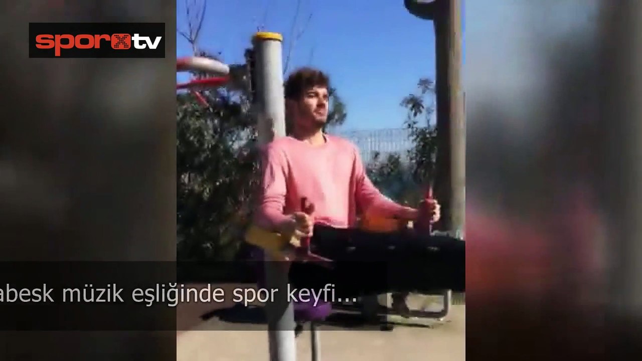 Neustadter'den arabesk spor!