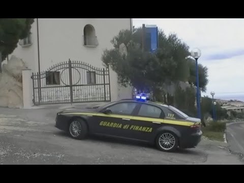 Cala Gonone (NU) - Evasione fiscale, sequestrata struttura alberghiera (04.04.17)