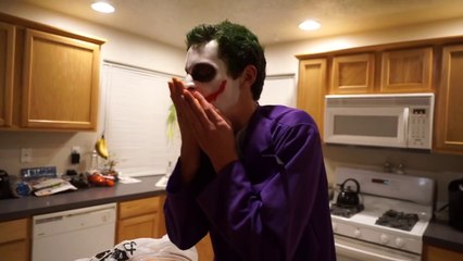 Joker Vs Scream & Giant Teddy Bear & Zombie In Real Life Halloween Fun!-CVLJ