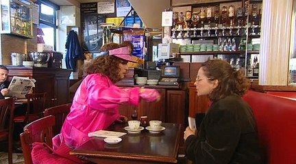 Pusszantlak Drágám - S04e03 - Párizsban