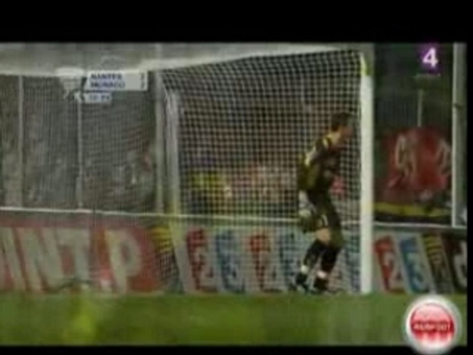 Magnifique Coup franc de néné contre le Fc Nantes