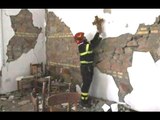 Preci (PG) - Terremoto, recupero beni da casa parrocchiale a Campi basso (04.04.17)