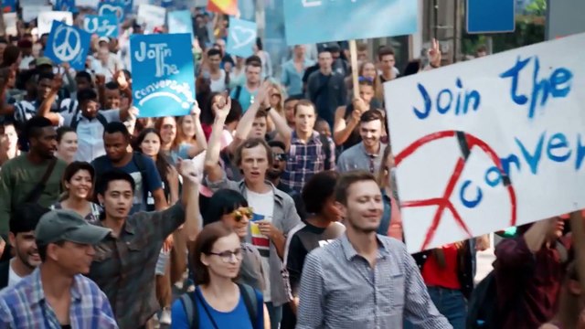 Kylie Jenner & Tyga: Kardashians React To Their Split