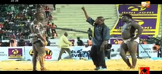 Siteu Bat Zoss, l'incroyable KO de ZOSS.