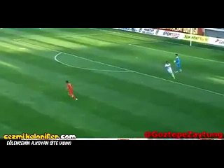 Yılmaz Vural'ın Kaleciye Dönen Futbolcusunu Naif Bir Şekilde Uyarması