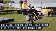 Esta increíble silla de ruedas puede subir escaleras.