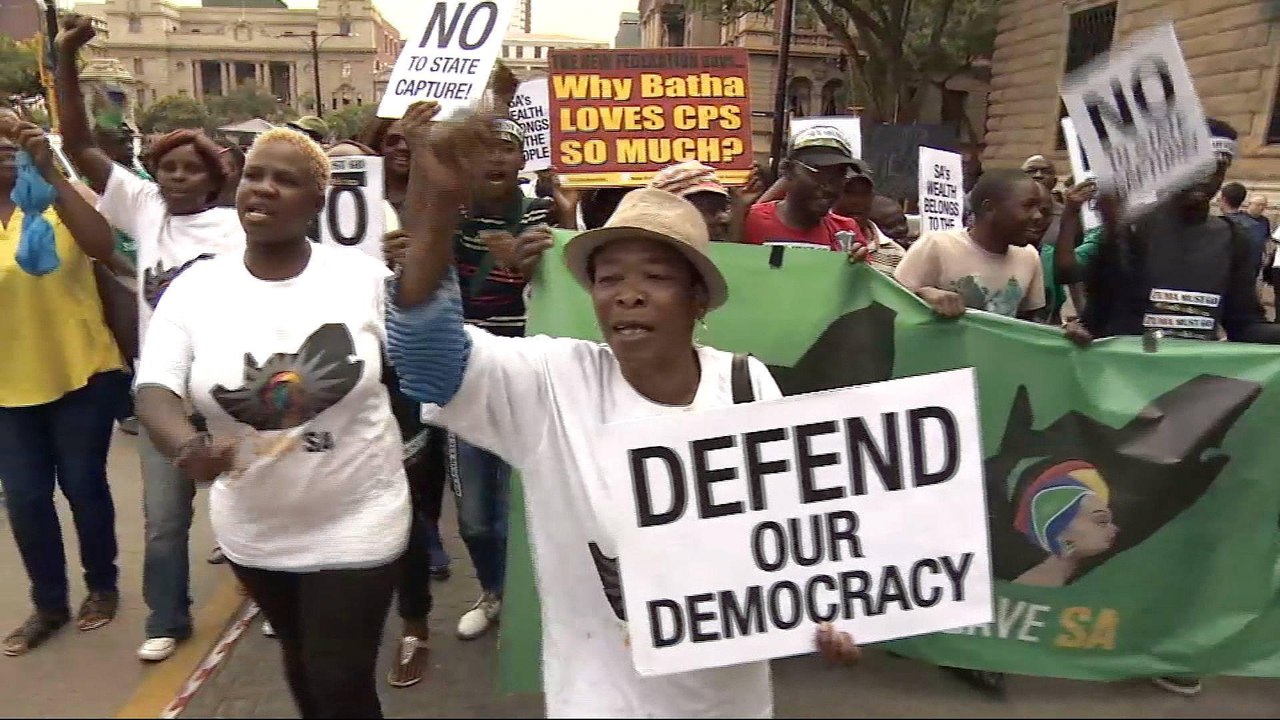 South Africa's President Zuma faces pressure to step down