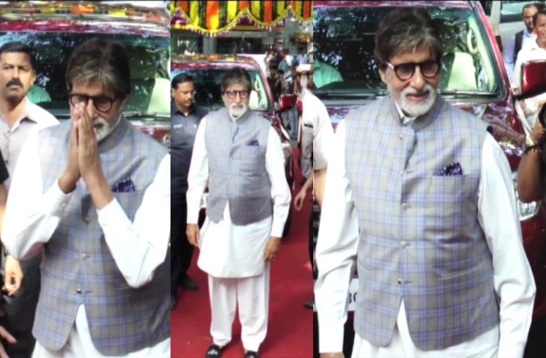 Mr Bachchan Looks Elegent At An Event