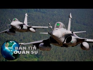 Tin Quân Sự - Phóng viên Pháp ngất xỉu khi bay trên tiêm kích Rafale 