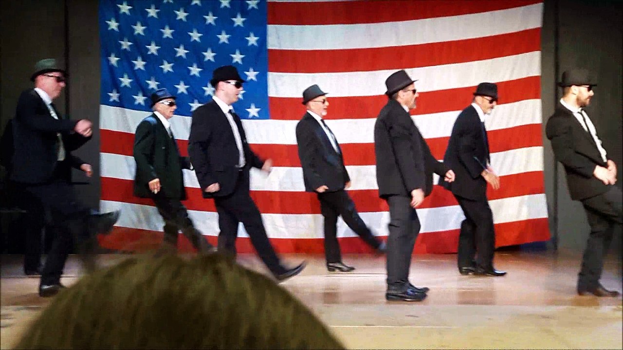 LES SEXY BOYS AVRIL 2017