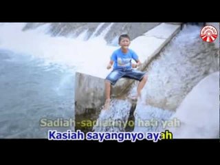Fadly - Rindu Disayang Ayah [Official Music Video]