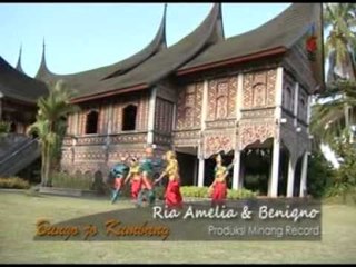 Ria Amelia & Beniqno - Bungo Jo Kumbang [Official Music Video]