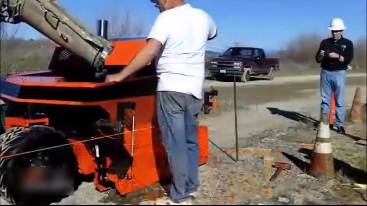 Latest Technology 2017 Mobile Concrete Slipform Curb Machine New Model-fOG9jomfOws