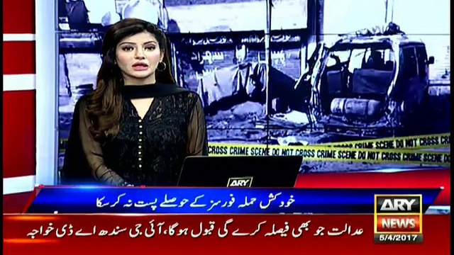 Navy officer pays tribute to martyred soldiers