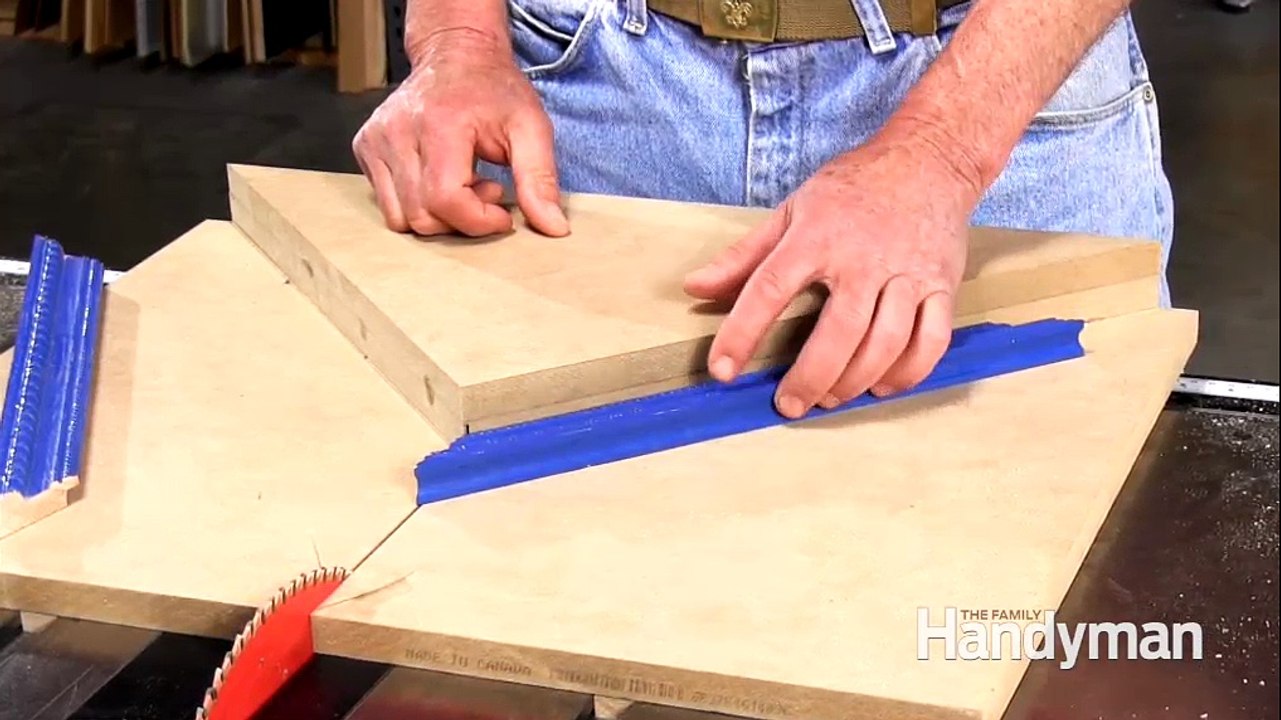Build a Table Saw Miter Sled