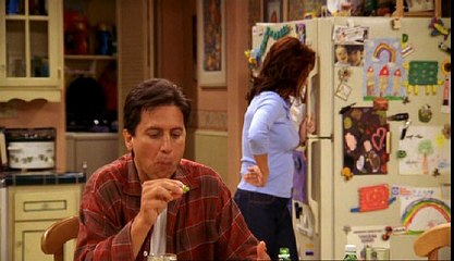 Szeretünk Raymond!  S07 01 A Kultusz