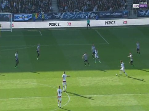 Passe décisive de Adam Ounas vs Angers 05-04-2017