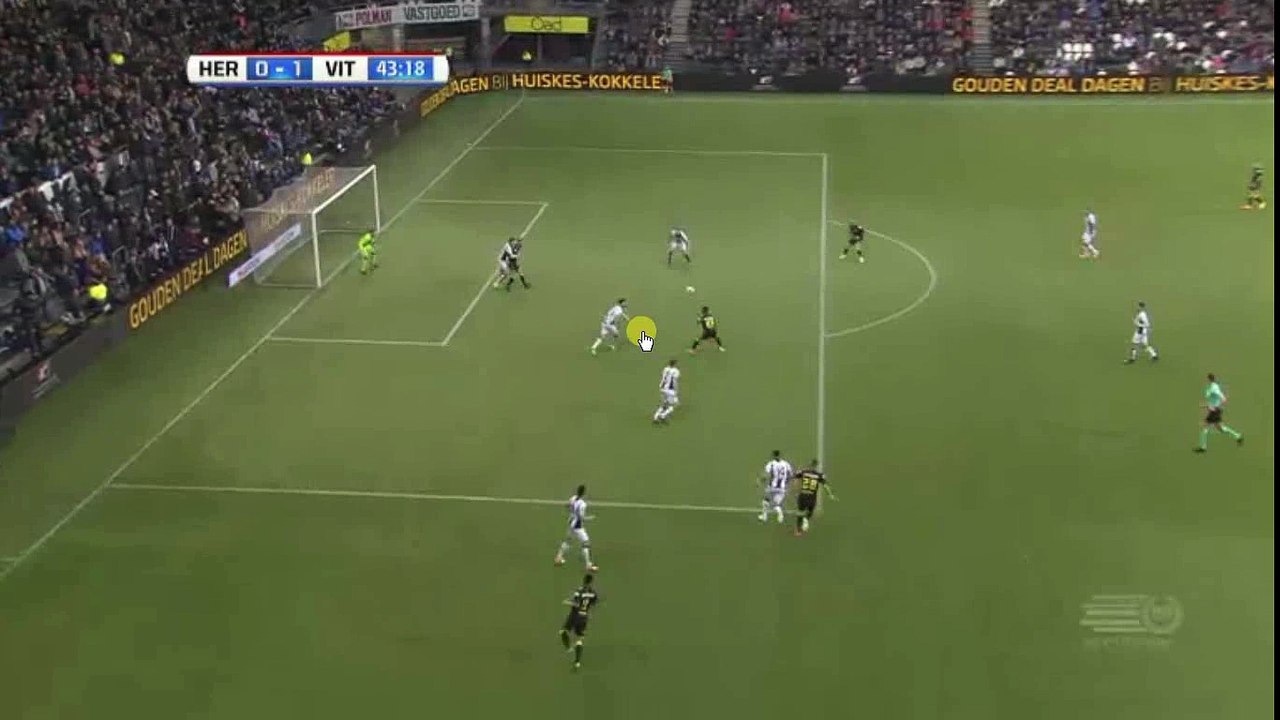 Foor Fantastic Goal -  Heracles vs Vitesse  0-1  05.04.2017 (HD)