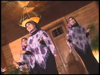 El Hawa - Manusia Terkadang Lupa [Official Music Video]