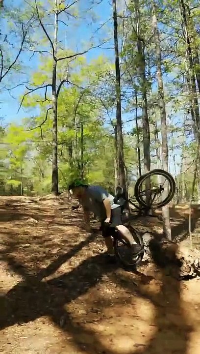 Oh la chute en VTT qui fait très mal