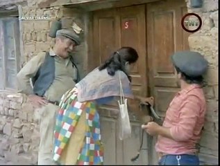 Köy yerinde bir başına -şalvar davası filminden