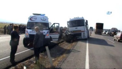Manisa'da Traktör ile Tanker Çarpıştı: 1 Ölü