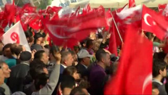 Izmir Başbakan Yıldırım Karabağlar Kentsel Dönüşüm Projesi Temel Atma Töreninde Konuştu