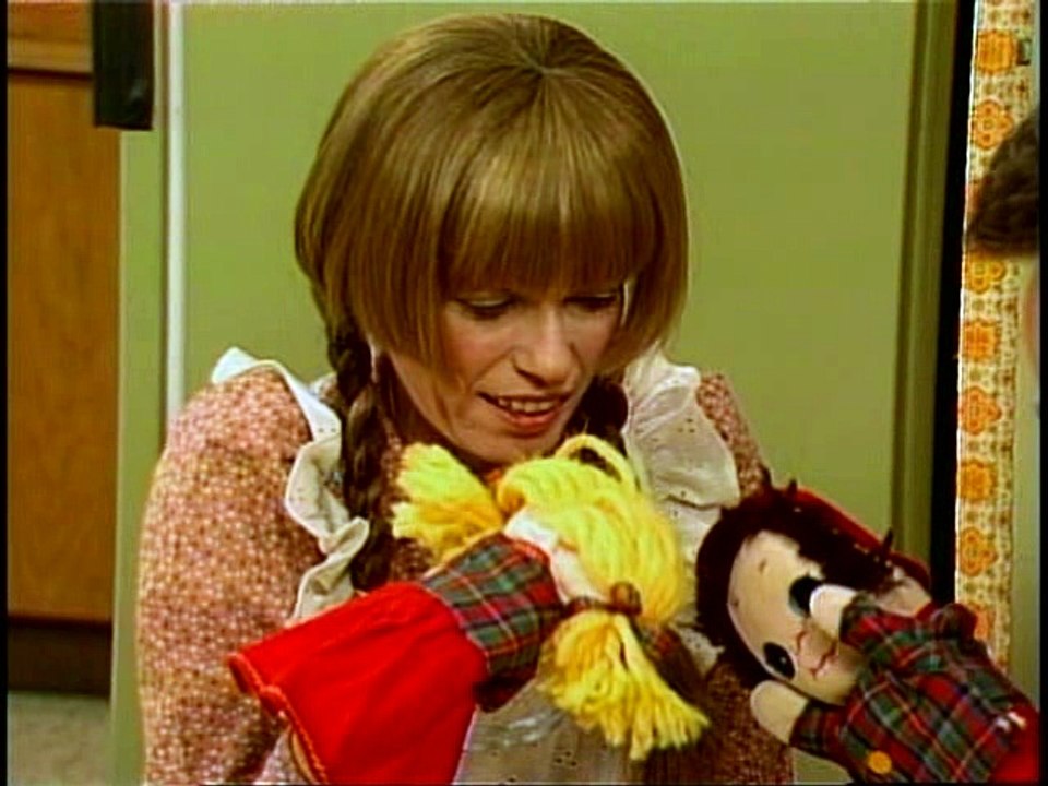 Mary Hartman, Mary Hartman Episode 219 Feb 03, 1977
