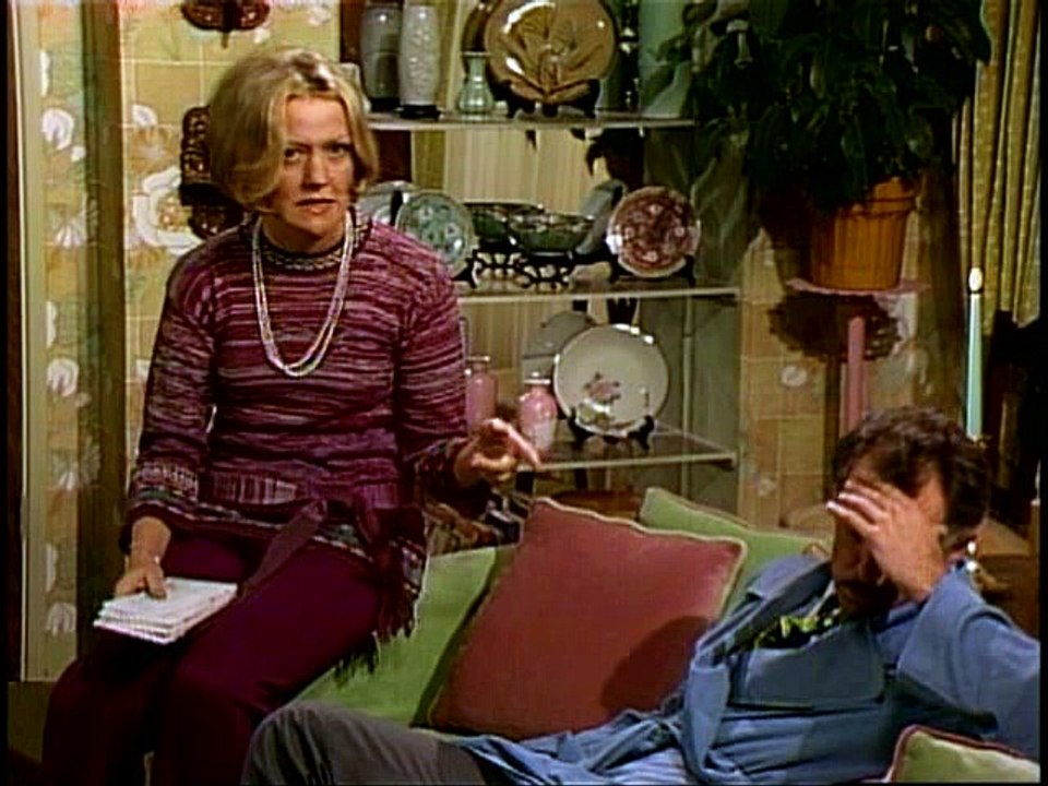 Mary Hartman, Mary Hartman Episode 220 Feb 04, 1977