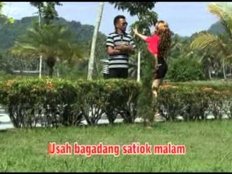 Liza Tania - Kuciang Kuruih [Official Music Video]