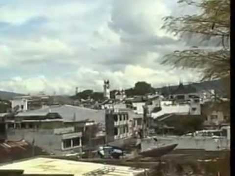 Bukittinggi Kota Wisata (Bukittinggi Is A Town Of Vacation) [Official Video]