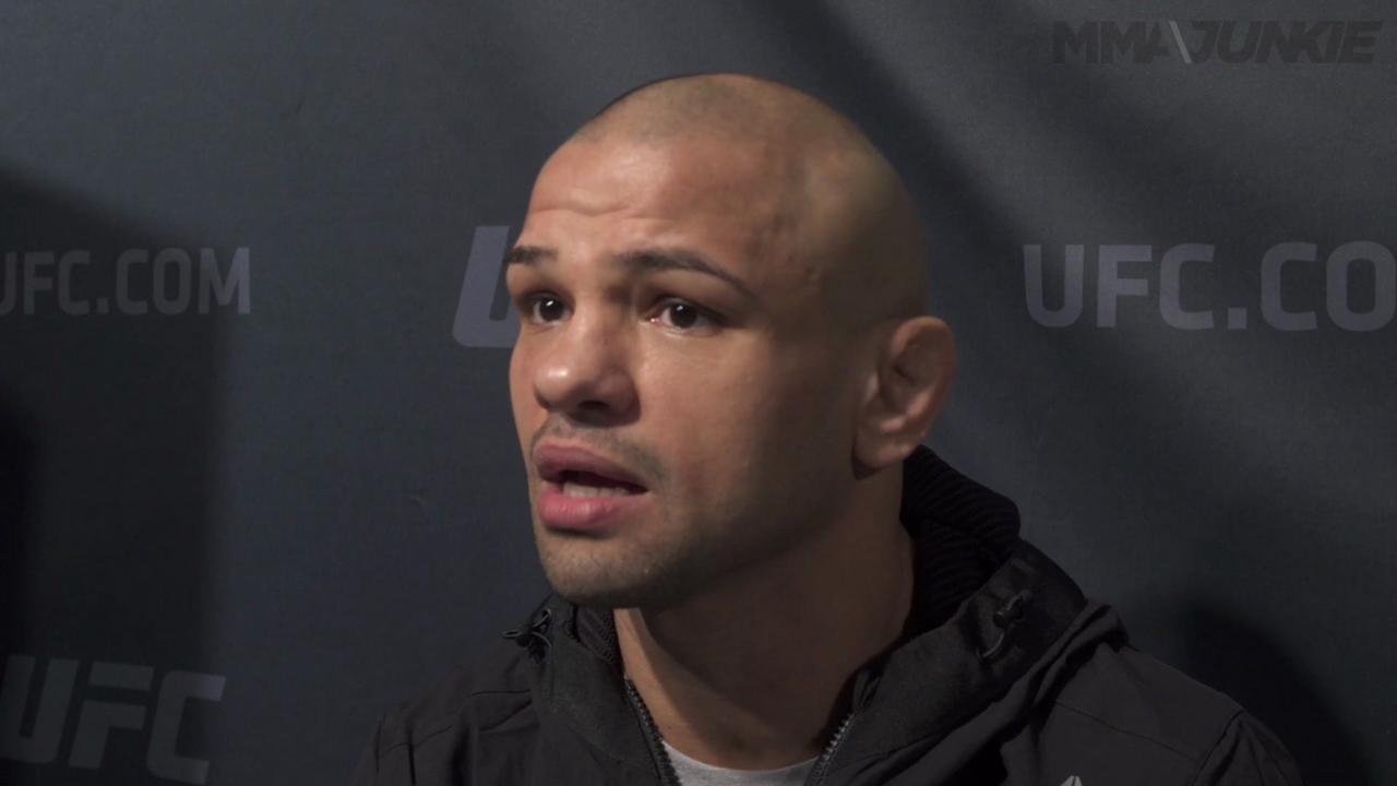 Thiago Alves has no regrets for lightweight try, but staying at 170
