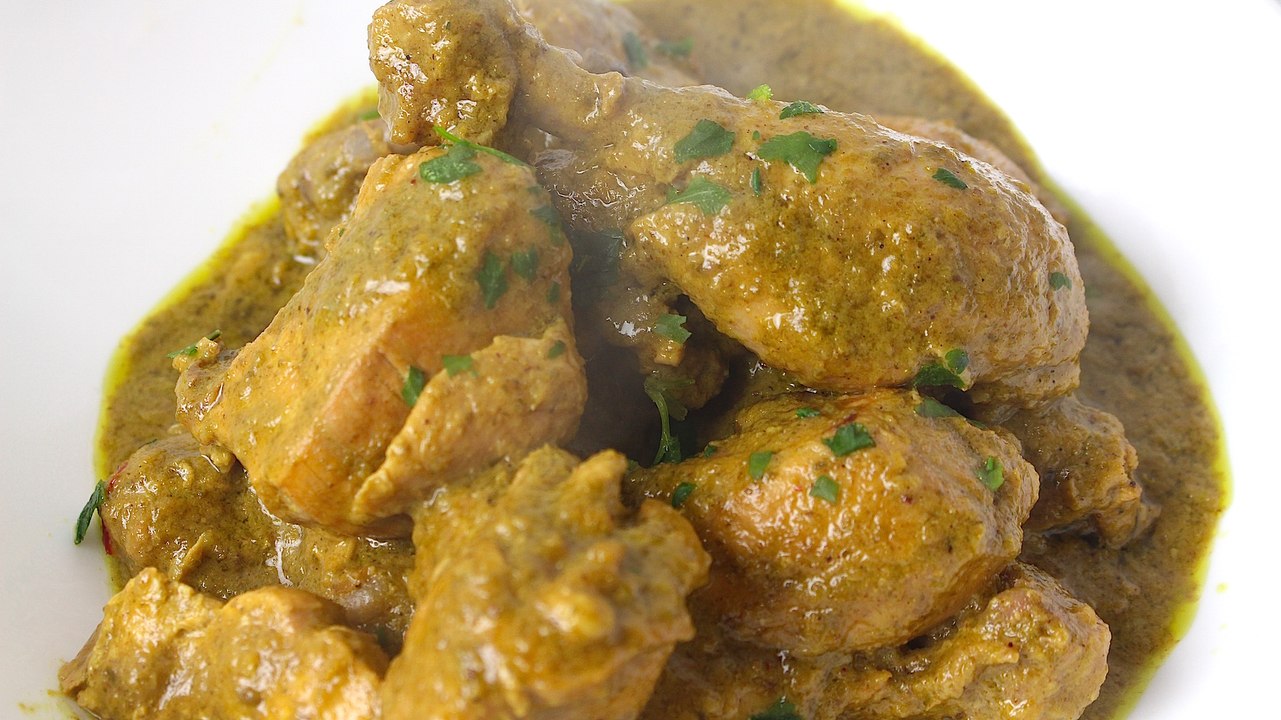 CHICKEN REZALA *COOK WITH FAIZA*