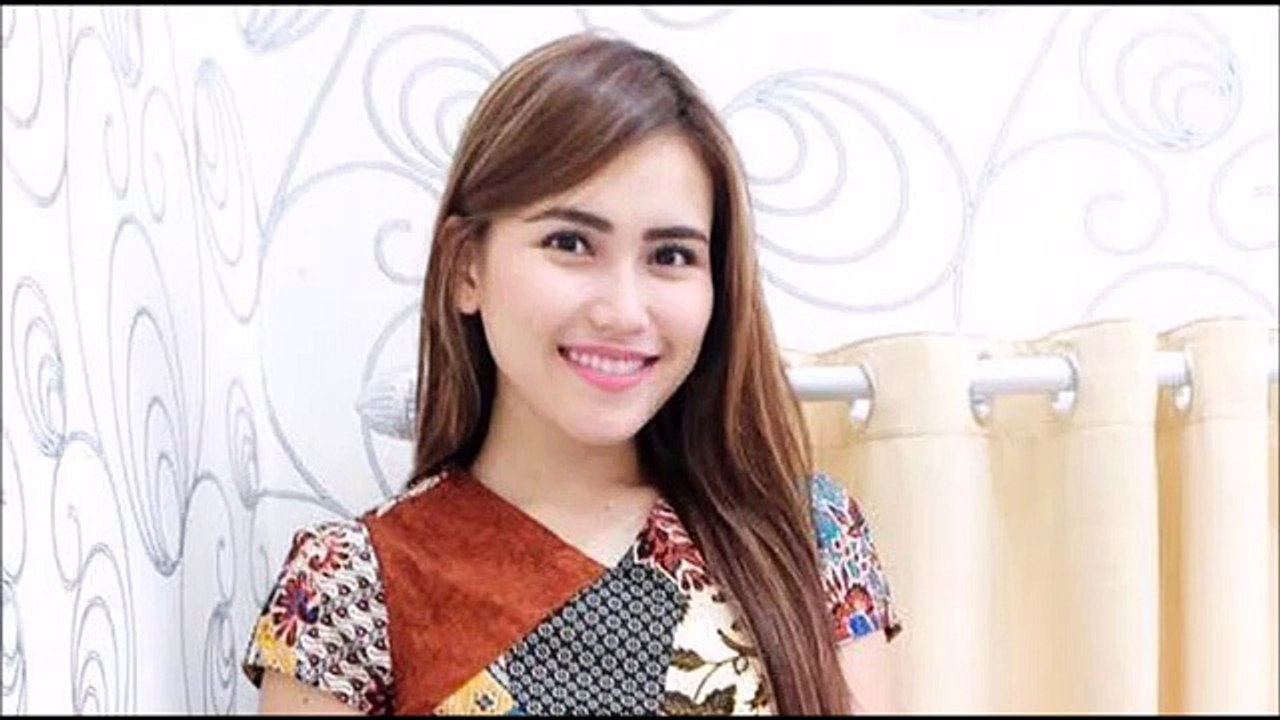 GARA GARA FOTO INI, AYU TING TING DITUDING HAMIL OLEH NETIZEN