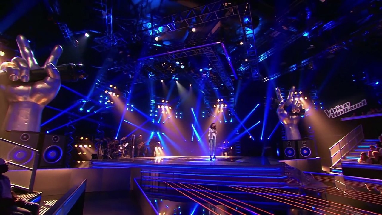Chirine Aliani – Stone Cold (The Blind Auditions _ The voice of Holland 2016)