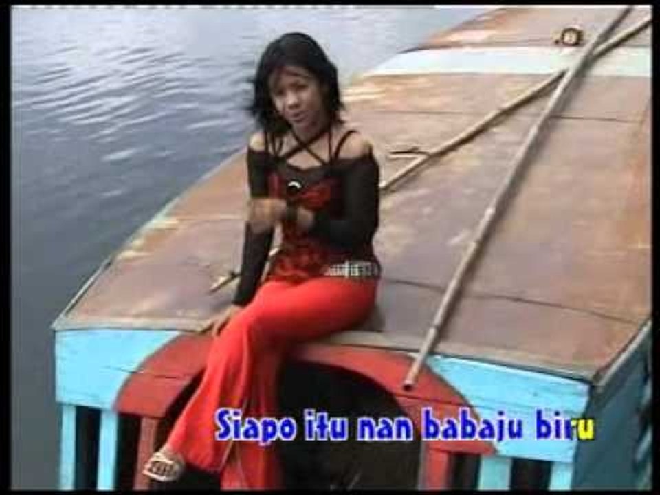 Dona Halimah - Baju Biru [Official Music Video]