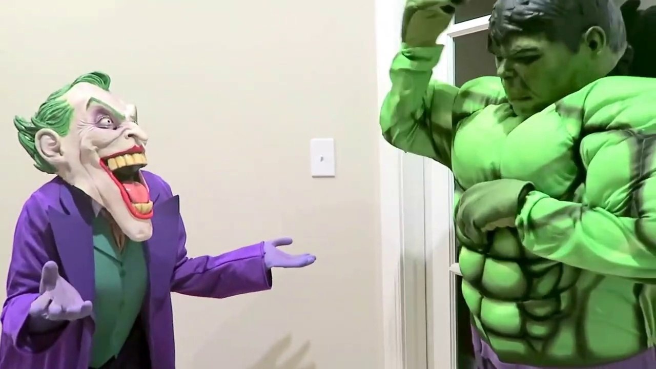 Spiderman UNMASKED! Spiderman vs Joker w_ Frozen Elsa, Joker Girl, Hulk, Batman - Funny Superheroes-Attc