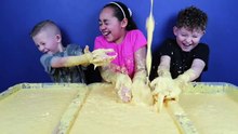 Kids vs Food! Super Gross Toy Challenge - CUSTARD! Shopkins - Num Noms - Hot Wheels Prizes-3sfSzuY5P
