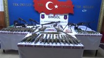 Bingöl Kırsalında M-16, Kanas, Roketatar ve Çok Miktarda Mühimmat Ele Geçirildi