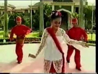 Iyeth Bustami - Wangi [Official Music Video]