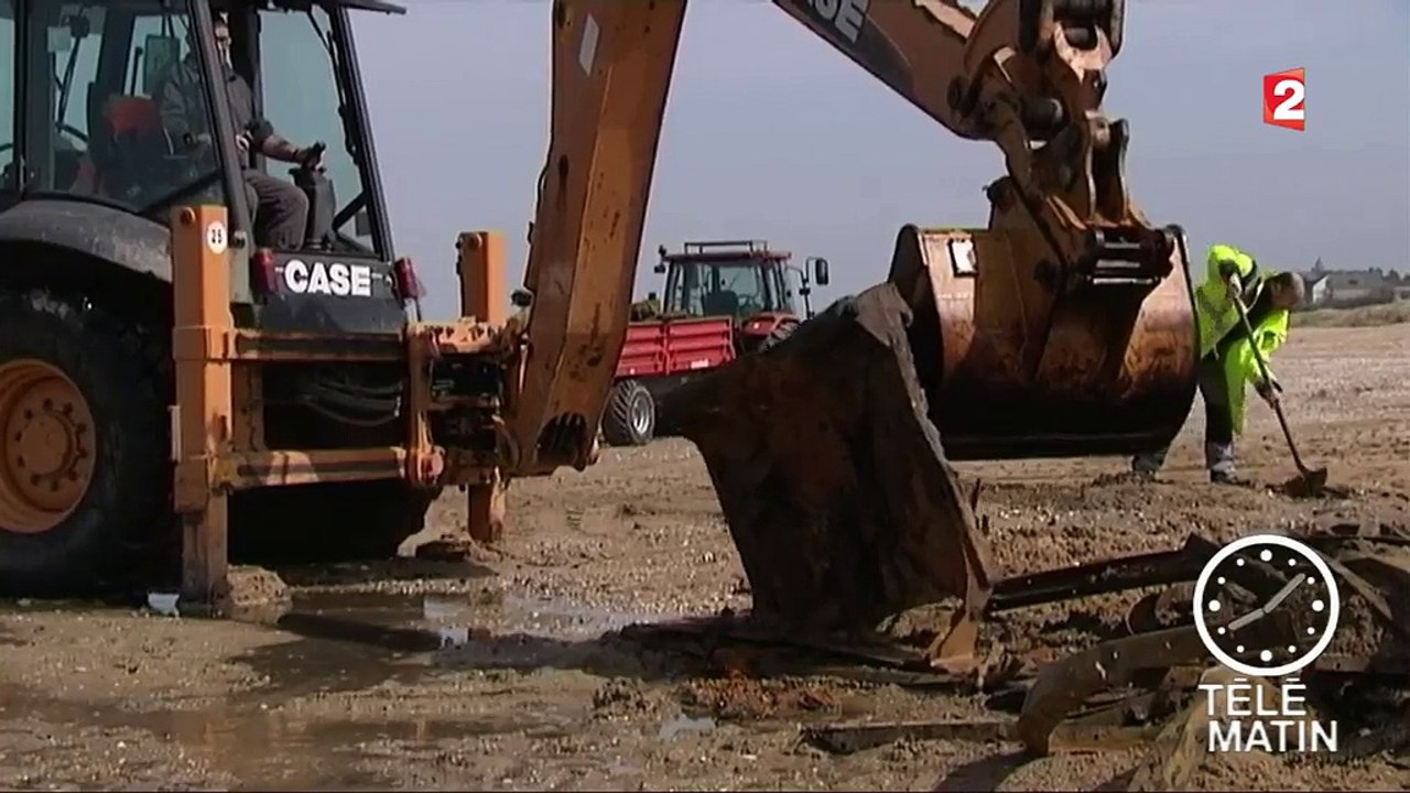 Une barge du Débarquement découverte en Normandie